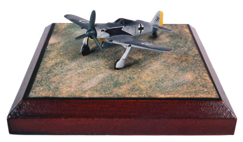 Focke Wulf Fw 190A-4 1/144 scale pewter limited edition aircraft model. An early 'Butcher Bird'. Handmade by Stapes and Vine Ltd.