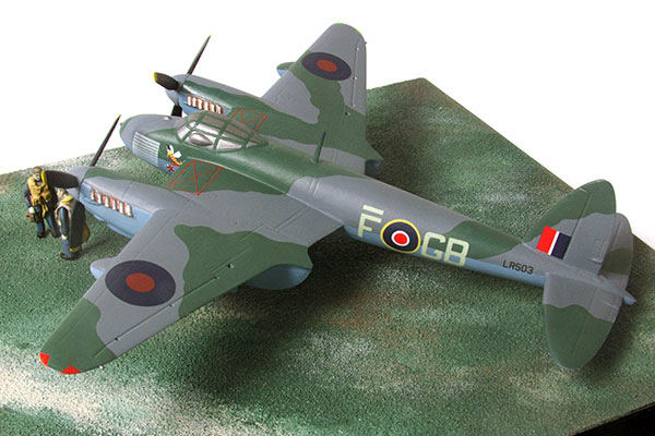 de Havilland Mosquito MK IX 1/72 scale pewter limited edition aircraft model of 'F for Freddie'. Handmade by Staples and Vine Ltd.