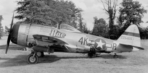 Republic P-47D Thunderbolt of Hal Shook 1/72 scale pewter limited edition aircraft model. Handmade by Staples and Vine Ltd.