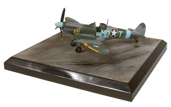 Supermarine Spitfire Mk VB 1/72 scale pewter limited edition aircraft model of Eagle Squadron pilot Don Gentile. Handmade by Staples and Vine Ltd.
