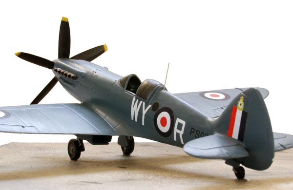 Supermarine Spitfire PR Mk XIX 1/72 pewter limited edition aircraft model. The classic Griffon engine PR Spitfire. Handmade by Staples and Vine Ltd.