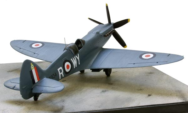 Supermarine Spitfire PR Mk XIX 1/72 pewter limited edition aircraft model. The classic Griffon engine PR Spitfire. Handmade by Staples and Vine Ltd.