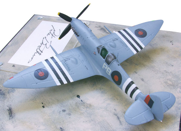 Supermarine Spitfire HF Mk VII 1/72 scale pewter limited edition aircraft model signed by the pilot Pete Brothers. Handmade by Staples and Vine Ltd.