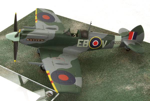 Supermarine Spitfire Mk XII 1/72 pewter limited edition aircraft model signed by the pilot Tom Neil. Handmade by Staples and Vine Ltd.