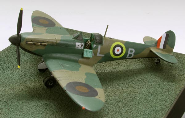 Supermarine Spitfire Mk I 1/72 scale pewter limited edition aircraft model as flown by Al Deere in the Battle of Britain. Handmade by Staples and Vine Ltd.