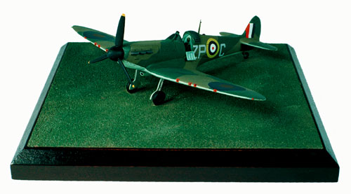 Supermarine Spitfire Mk II 1/72 scale pewter limited edition aircraft model as flown in the Battle of Britain. Handmade by Staples and Vine Ltd.