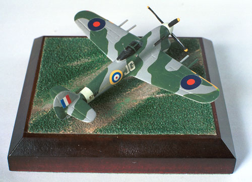 Hawker Typhoon Mk IB 1/144 scale pewter limited edition aircraft model as based at Duxford. Handmade by Staples and Vine Ltd.