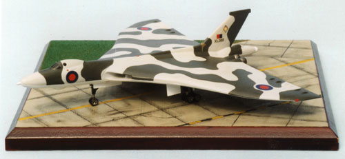 Avro Vulcan B2 1/144 scale pewter limited edition aircraft model. The classic V bomber. Handmade by Staples and Vine ltd.