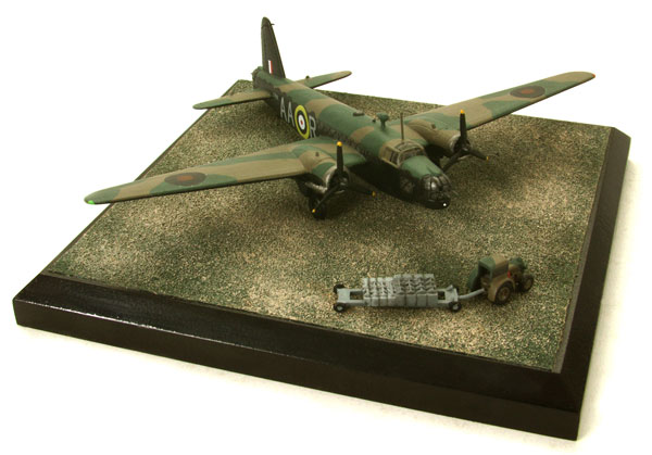Vickers Wellington Mk IC 1/144 scale pewter limited edition aircraft model as flown by J Ward holder of the Victoria Cross. Handmade by Staples and Vine Ltd.
