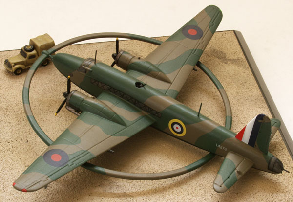 Vickers Wellington Mk DWI 1/144 scale pewter limited edition aircraft model as used to detonate mines at sea. Handmade by Staples and Vine Ltd.