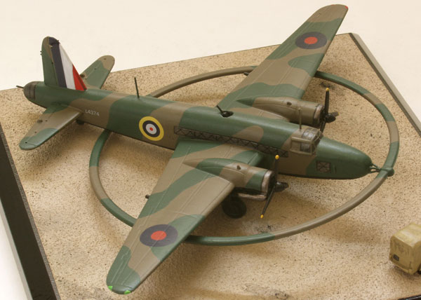 Vickers Wellington Mk DWI 1/144 scale pewter limited edition aircraft model as used to detonate mines at sea. Handmade by Staples and Vine Ltd.