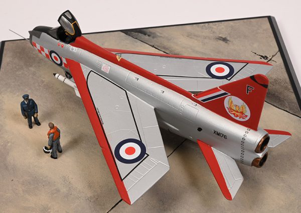 English Electric Lightning F Mk 1A - Image 2