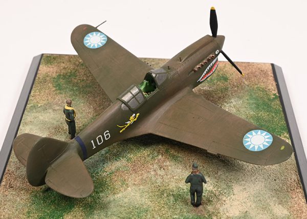 Curtiss P-40E - Image 3